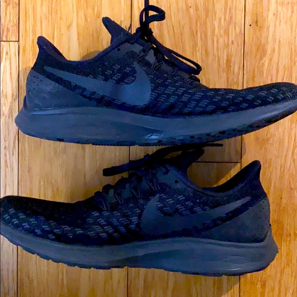 Nike Pegasus 35 Women’s 9.5 Great Condition